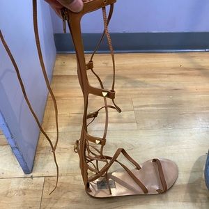 Women’s gladiator authentic Valentino’s.  US women’s size 9-9.5